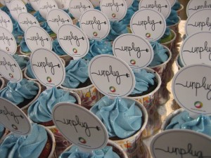 cupcakes-themed-toppers
