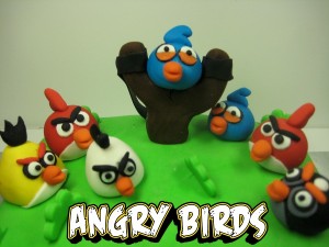 angry-birds-Happy-birthday-decorated-cake