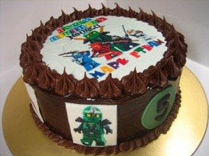 ninjago-Happy-birthday-themed-cake