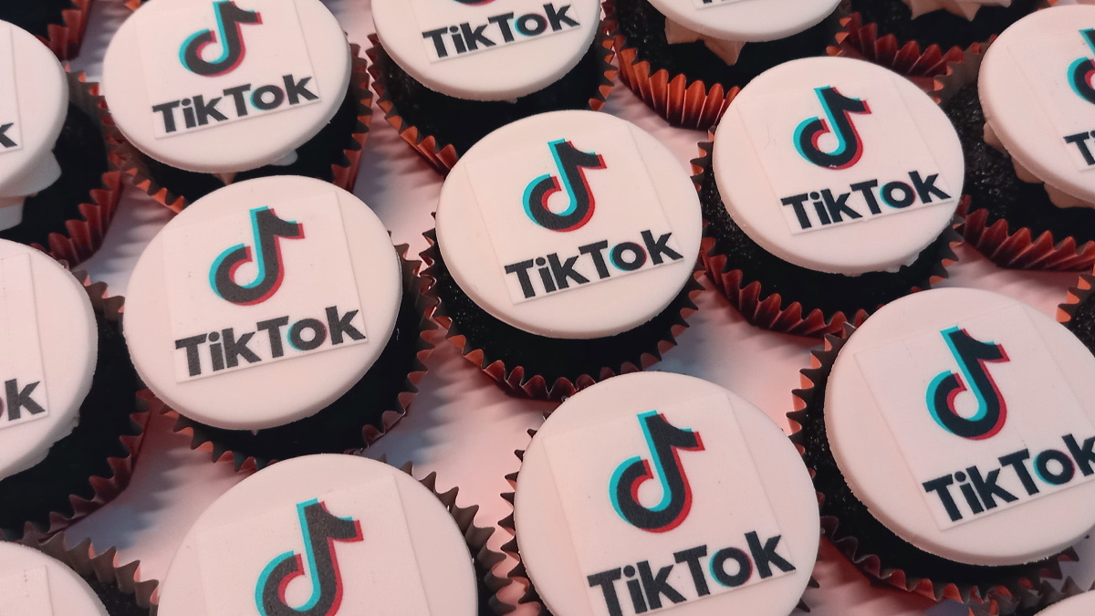 TikTok Corporate Cupcakes